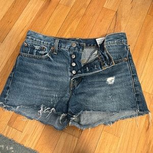 Levi’s jean shorts size 26